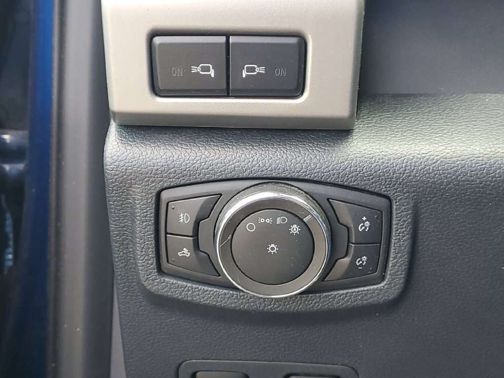 Used 2022 Ford F250 Lariat w/ Lariat Ultimate Package AWD/4WD image 22