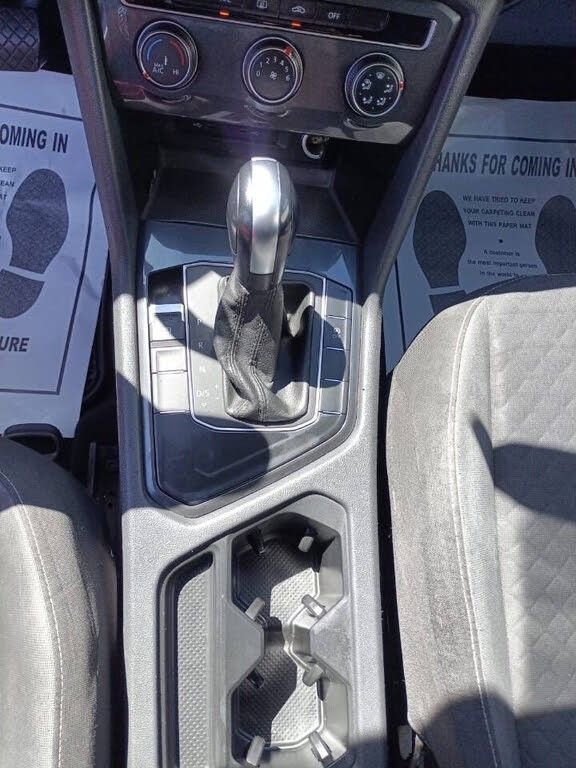 Used 2021 Volkswagen Tiguan S image 25