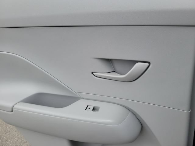 New 2026 Hyundai Kona SE FWD image 23