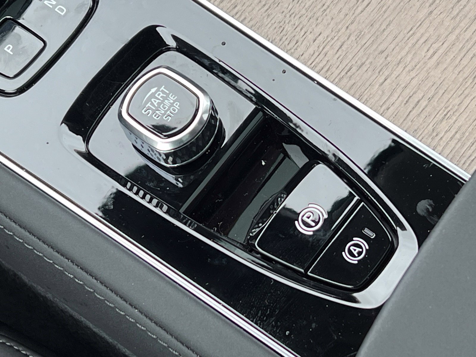 New 2027 Volvo XC90 T8 Bright AWD/4WD image 29