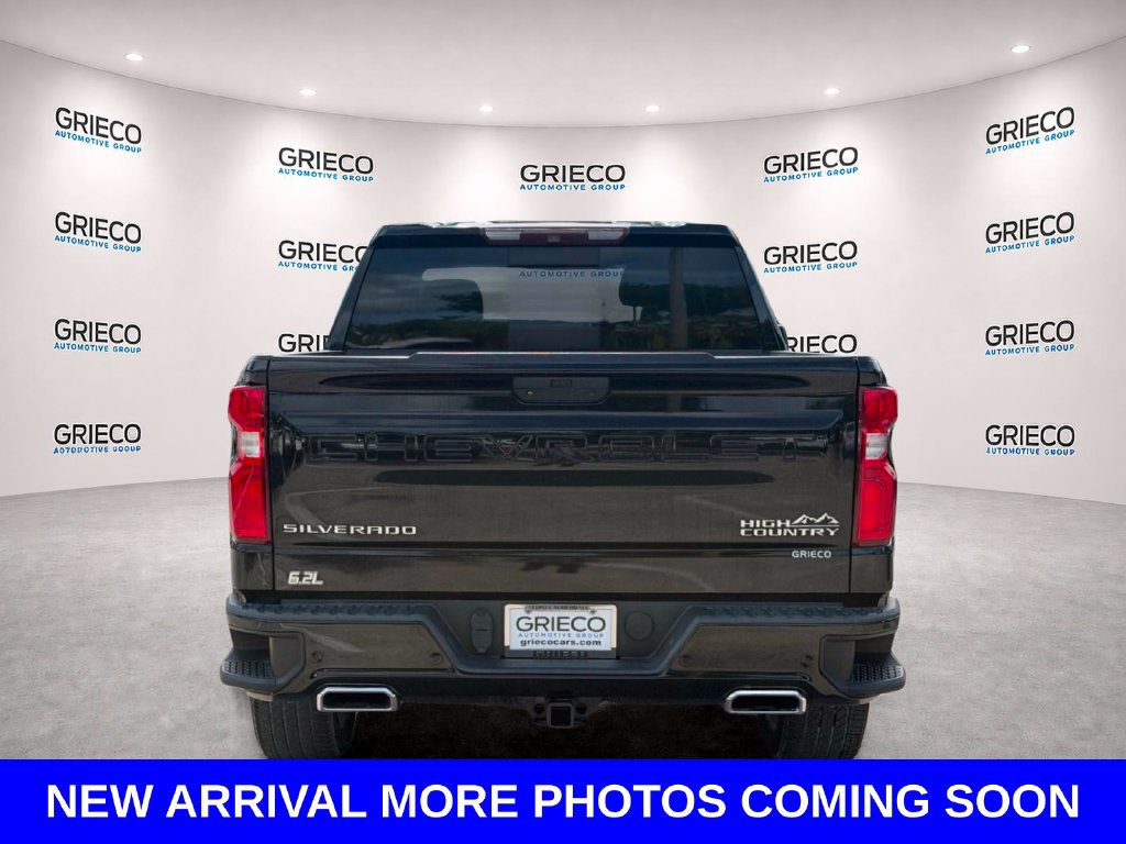 Used 2019 Chevrolet Silverado 1500 High Country w/ Technology Package AWD/4WD image 6