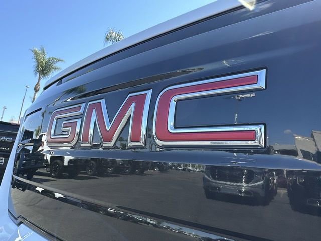 New 2026 GMC Sierra EV Elevation image 32