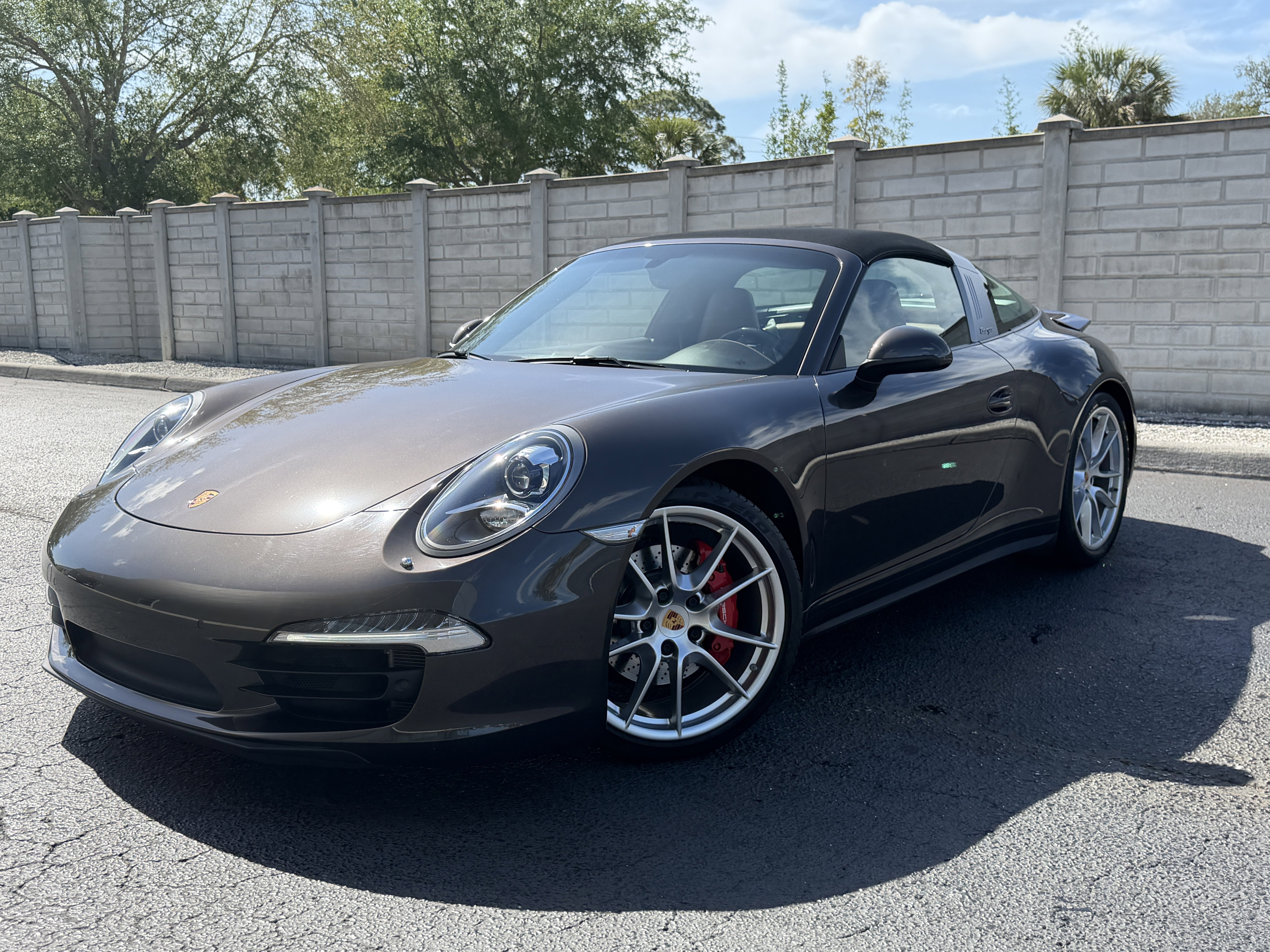 Certified 2015 Porsche 911 Targa 4S image 1