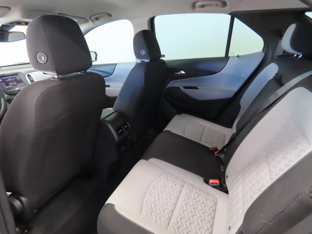 Used 2024 Chevrolet Equinox LS FWD image 15