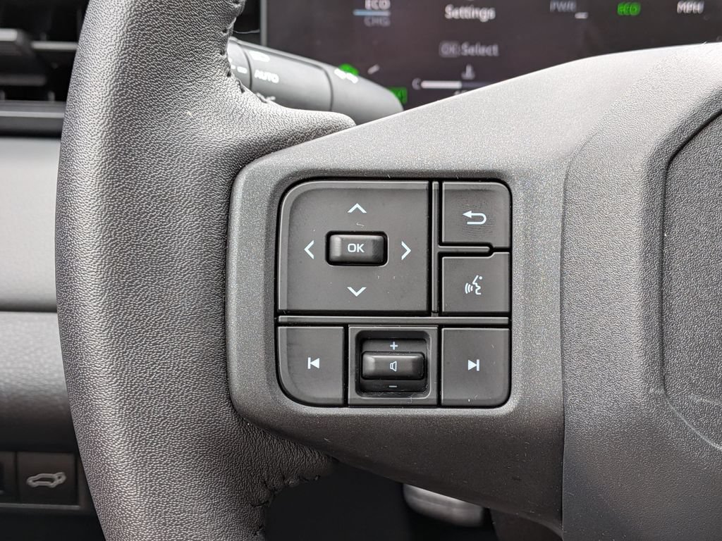 Used 2026 Toyota RAV4 XLE Premium AWD/4WD image 26