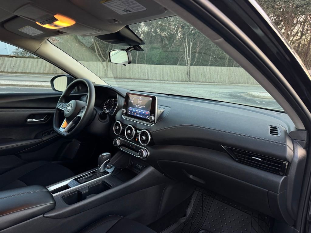 Used 2024 Nissan Sentra SV image 28