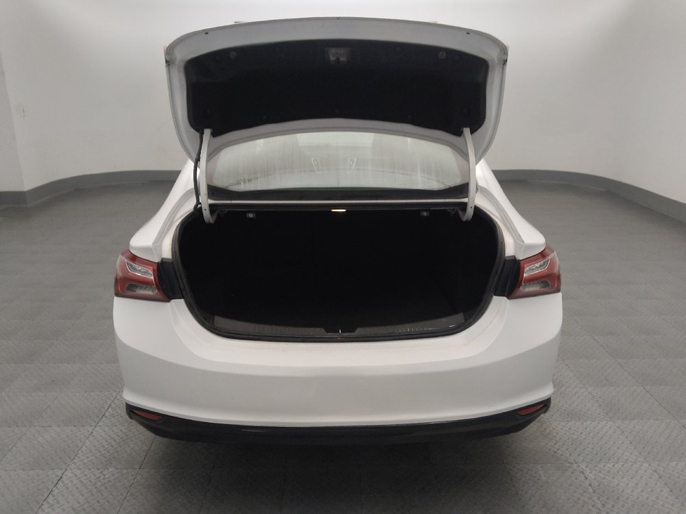 Used 2022 Chevrolet Malibu LT FWD image 29