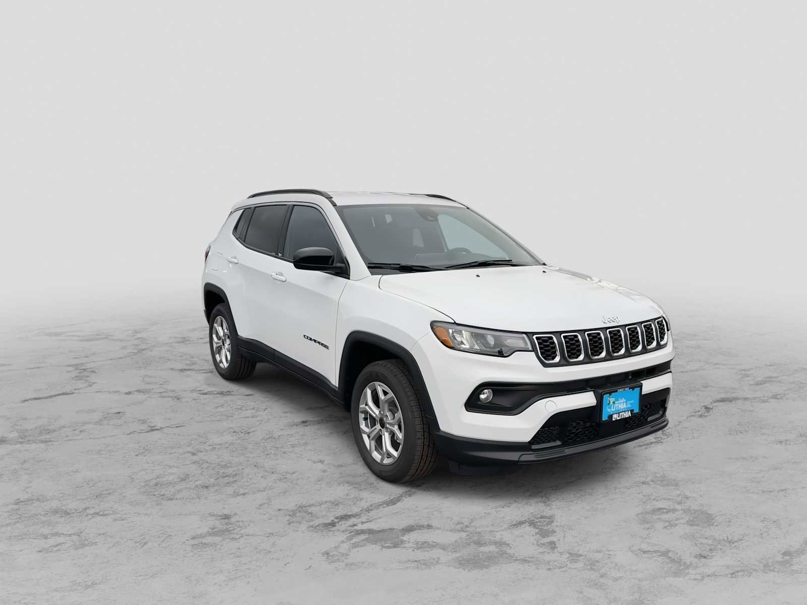 New 2026 Jeep Compass Latitude image 2