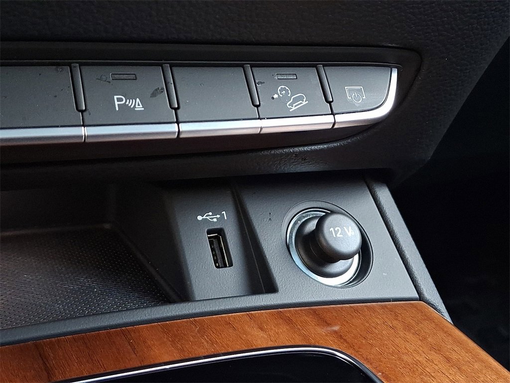 Certified 2023 Audi Q5 2.0T Premium w/ Convenience Package image 25