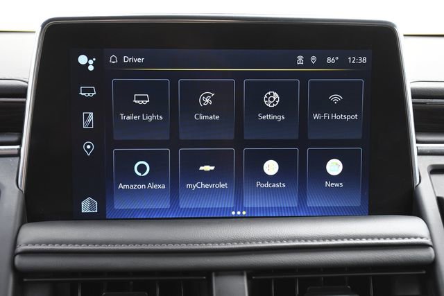 Used 2024 Chevrolet Suburban LT AWD/4WD image 17