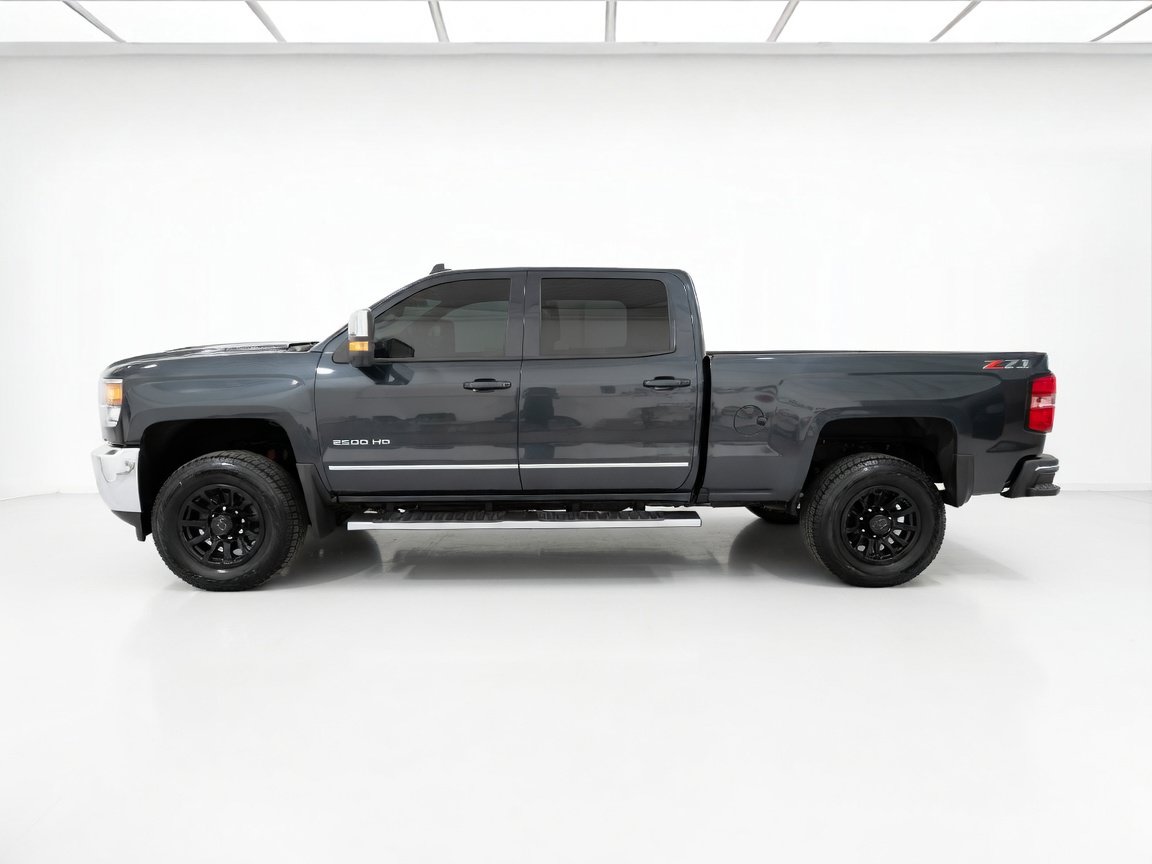 Used 2018 Chevrolet Silverado 2500 LT w/ LT Convenience Package AWD/4WD image 22