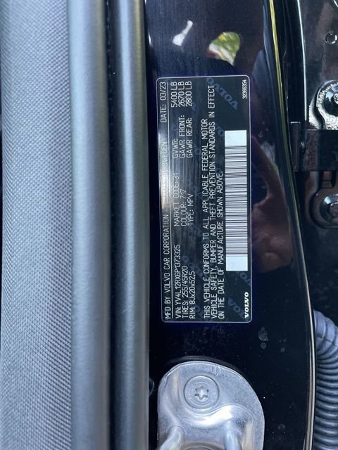 Certified 2023 Volvo XC60 B5 Ultimate w/ Climate Package AWD/4WD image 28