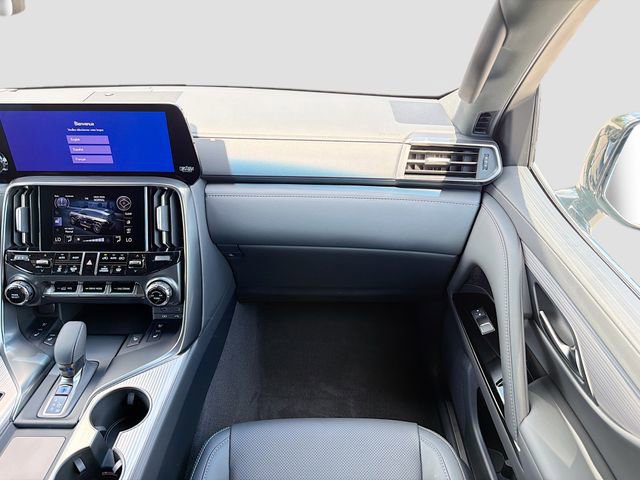 New 2026 Lexus LX 700h F Sport AWD/4WD image 19