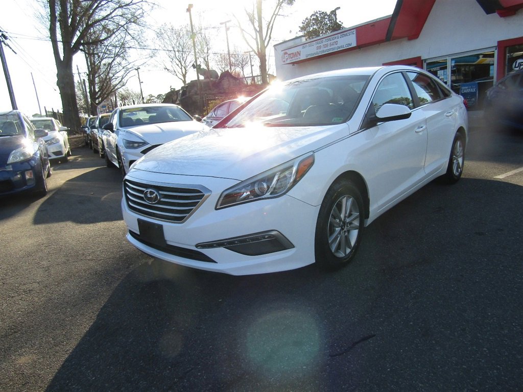Used 2015 Hyundai Sonata SE image 12