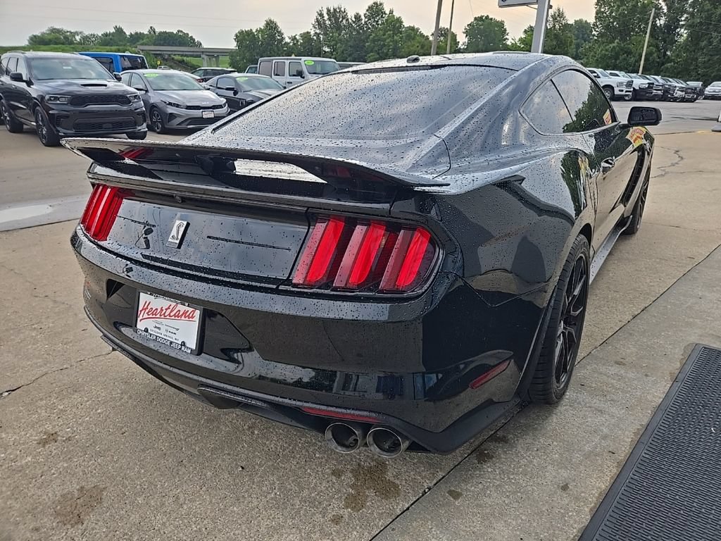 Used 2019 Ford Mustang Shelby GT350 w/ Technology Package RWD image 10