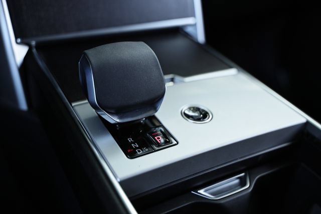 New 2026 Land Rover Range Rover SE AWD/4WD image 47