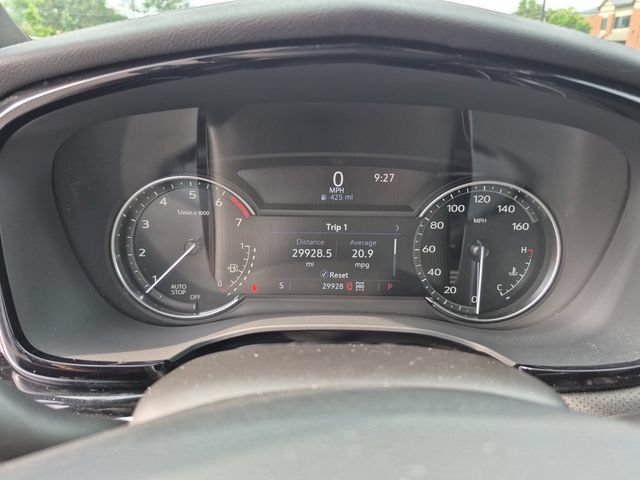Used 2024 Cadillac XT6 Luxury w/ LPO, Floor Liner Package AWD/4WD image 14