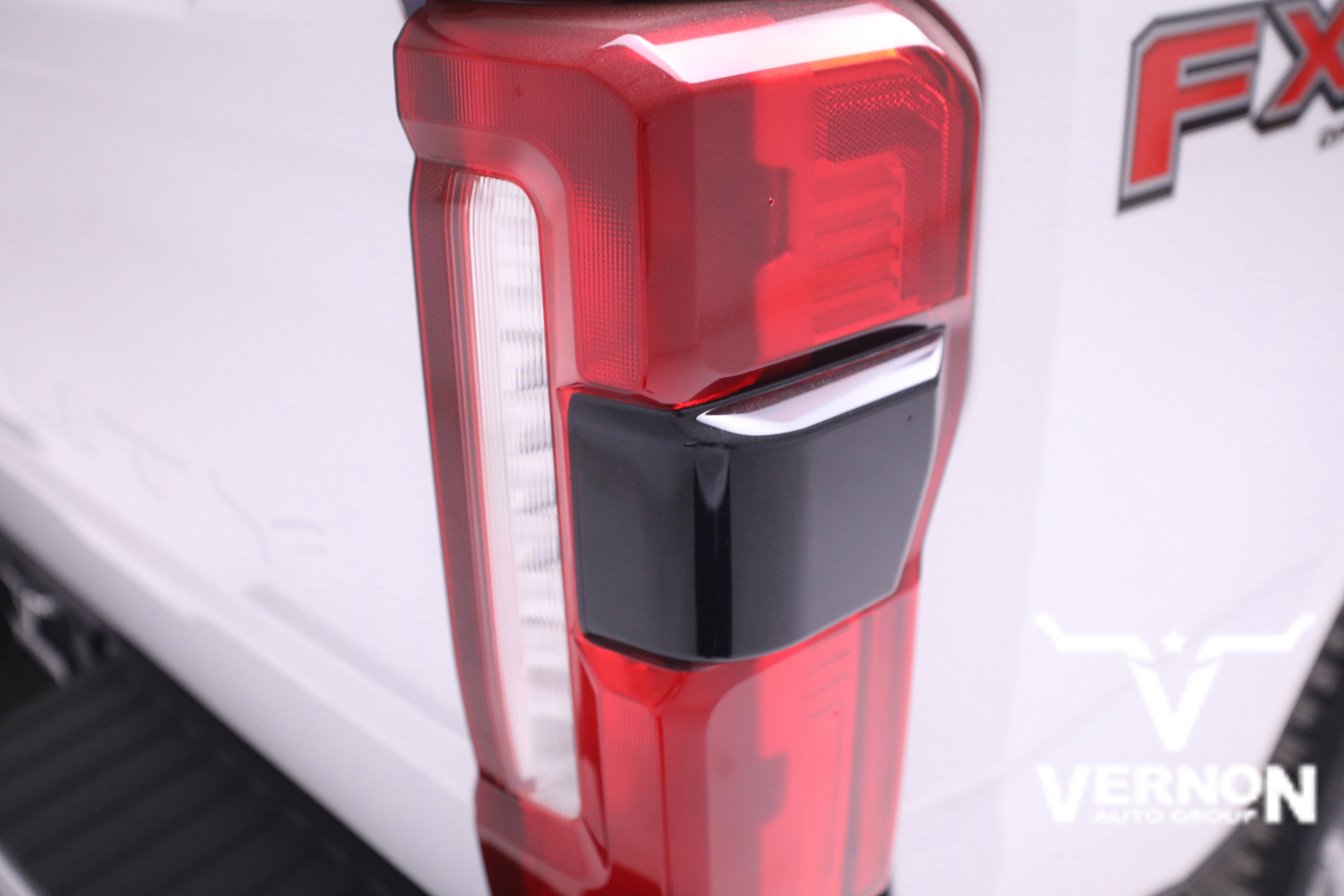 New 2026 Ford F350 Lariat w/ Chrome Package image 42