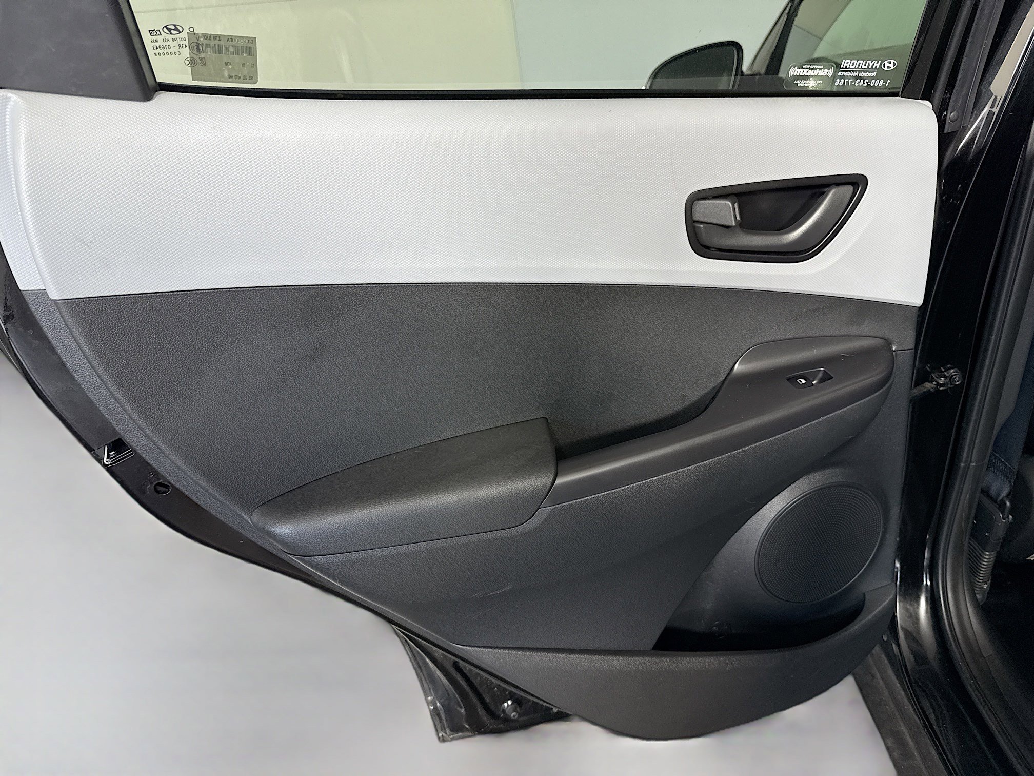 Used 2018 Hyundai Kona SEL image 26