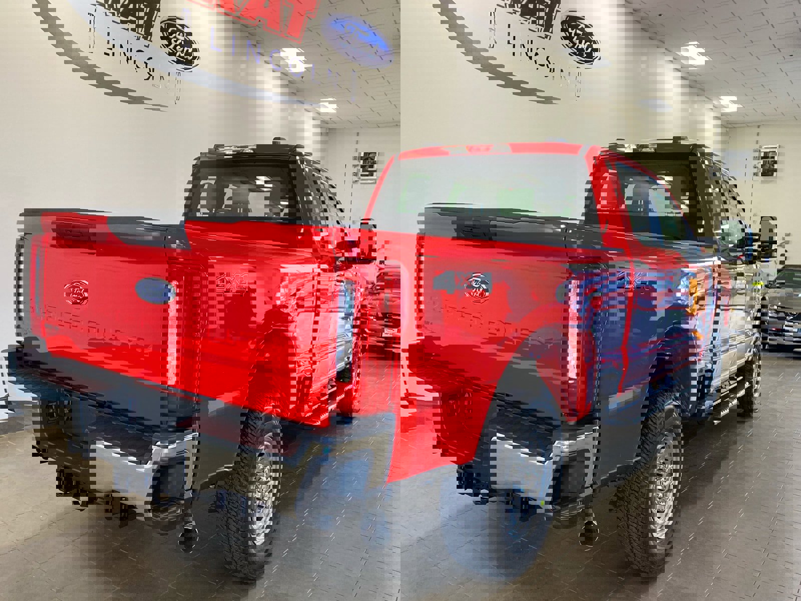 New 2026 Ford F250 XL w/ XL Chrome Package image 7