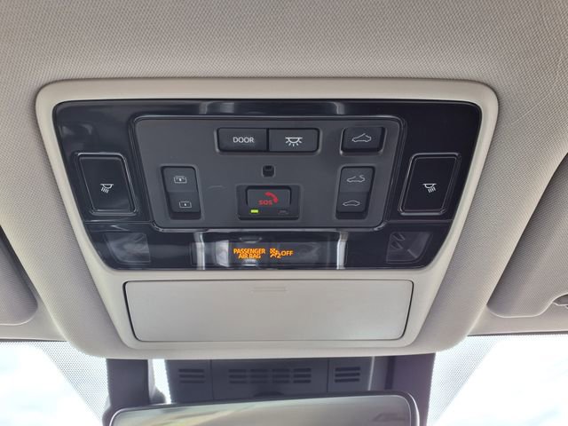Used 2025 Toyota Grand Highlander FWD image 28