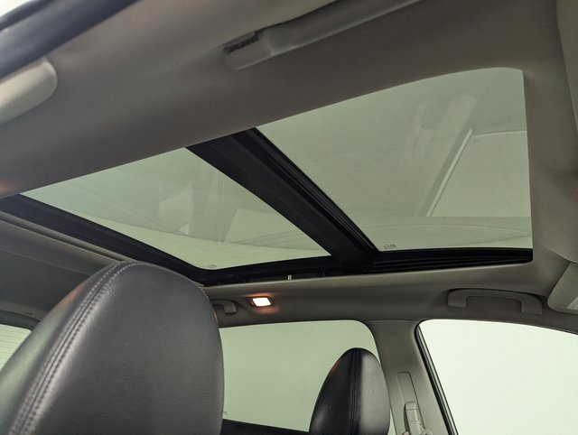 Used 2017 Nissan Rogue SL w/ SL Premium Package image 24