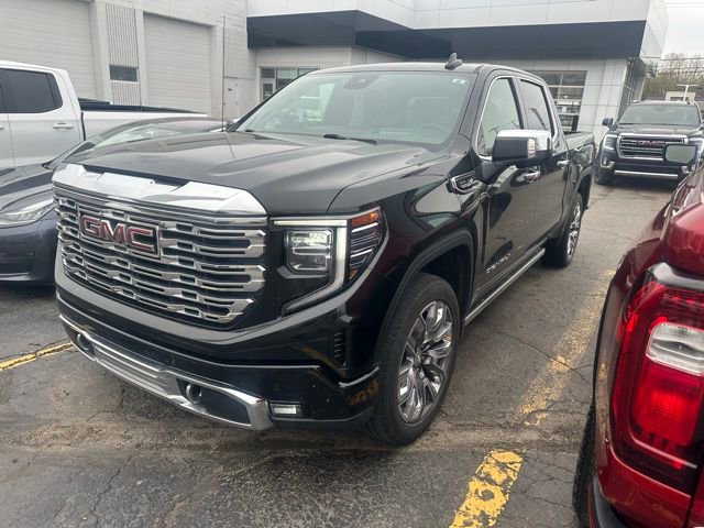Certified 2023 GMC Sierra 1500 Denali w/ Denali Reserve Package AWD/4WD image 5