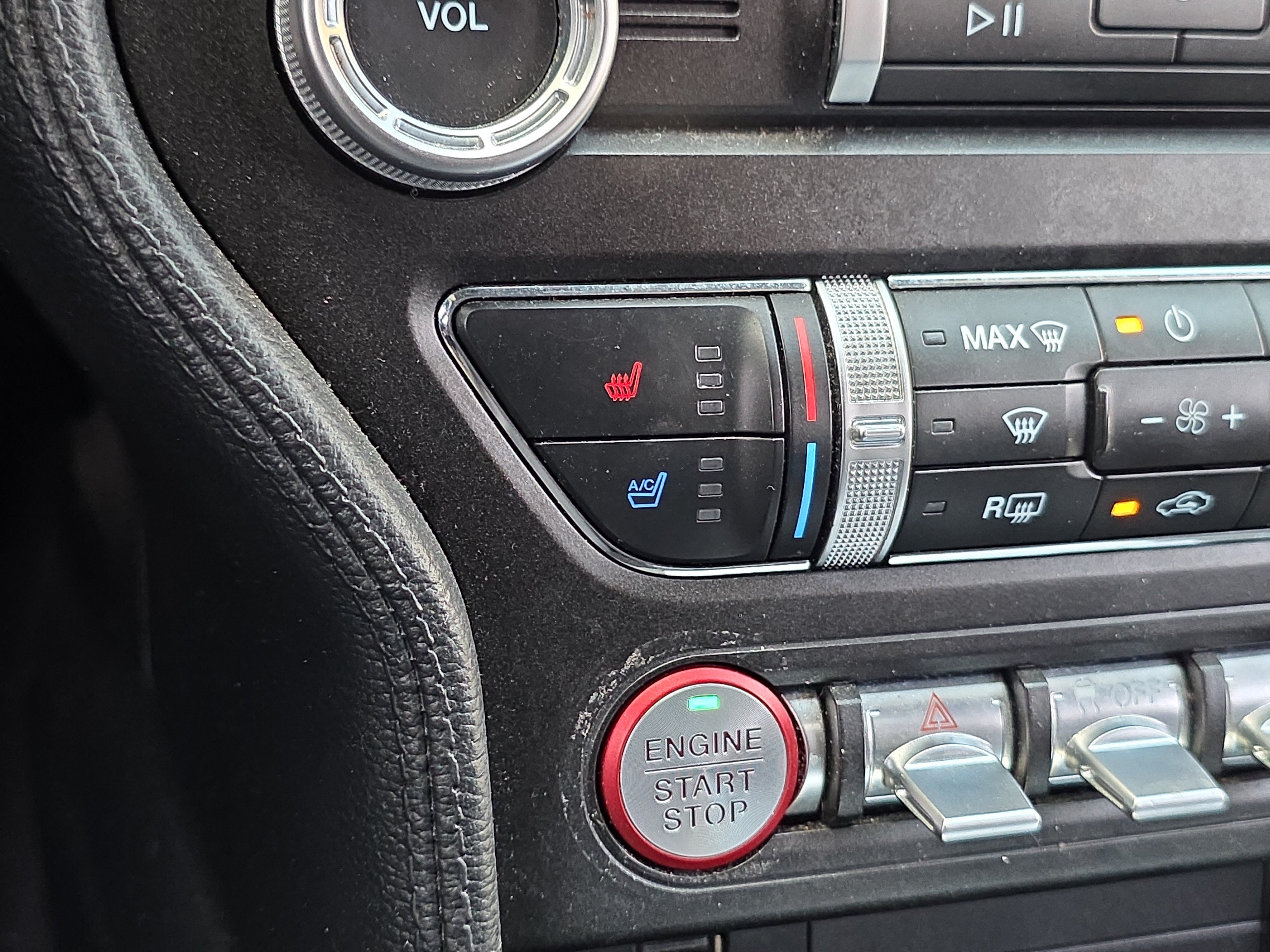 Used 2021 Ford Mustang Premium RWD image 21