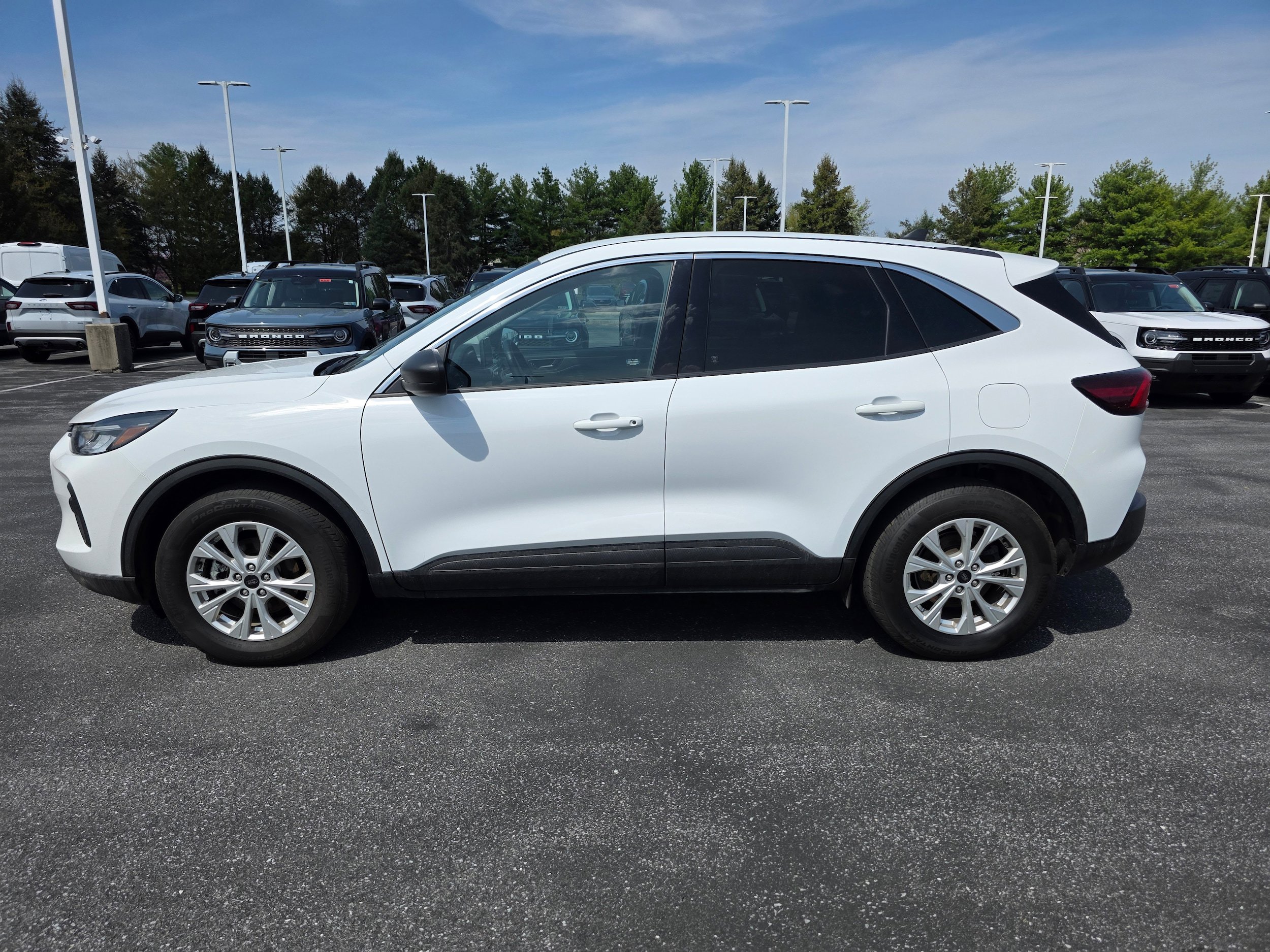 Certified 2024 Ford Escape Active AWD/4WD video 2