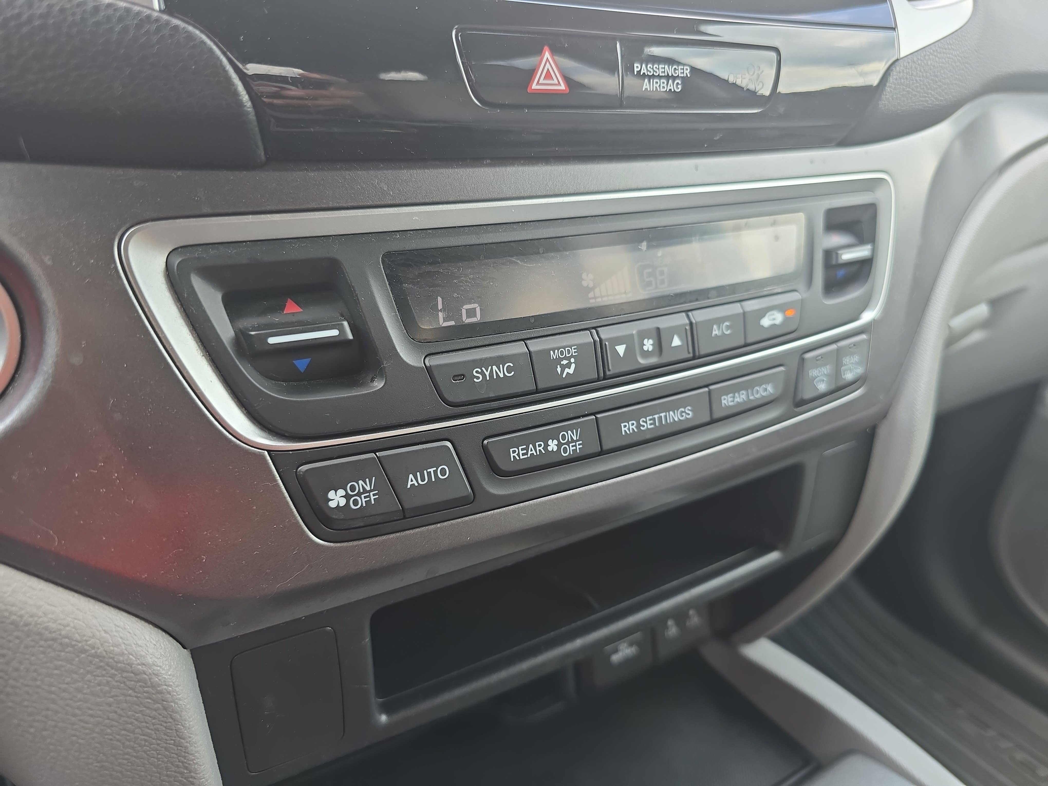 Used 2016 Honda Pilot EX image 24