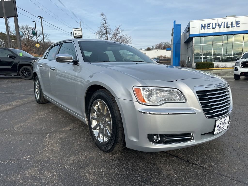 Used 2012 Chrysler 300 Limited image 1