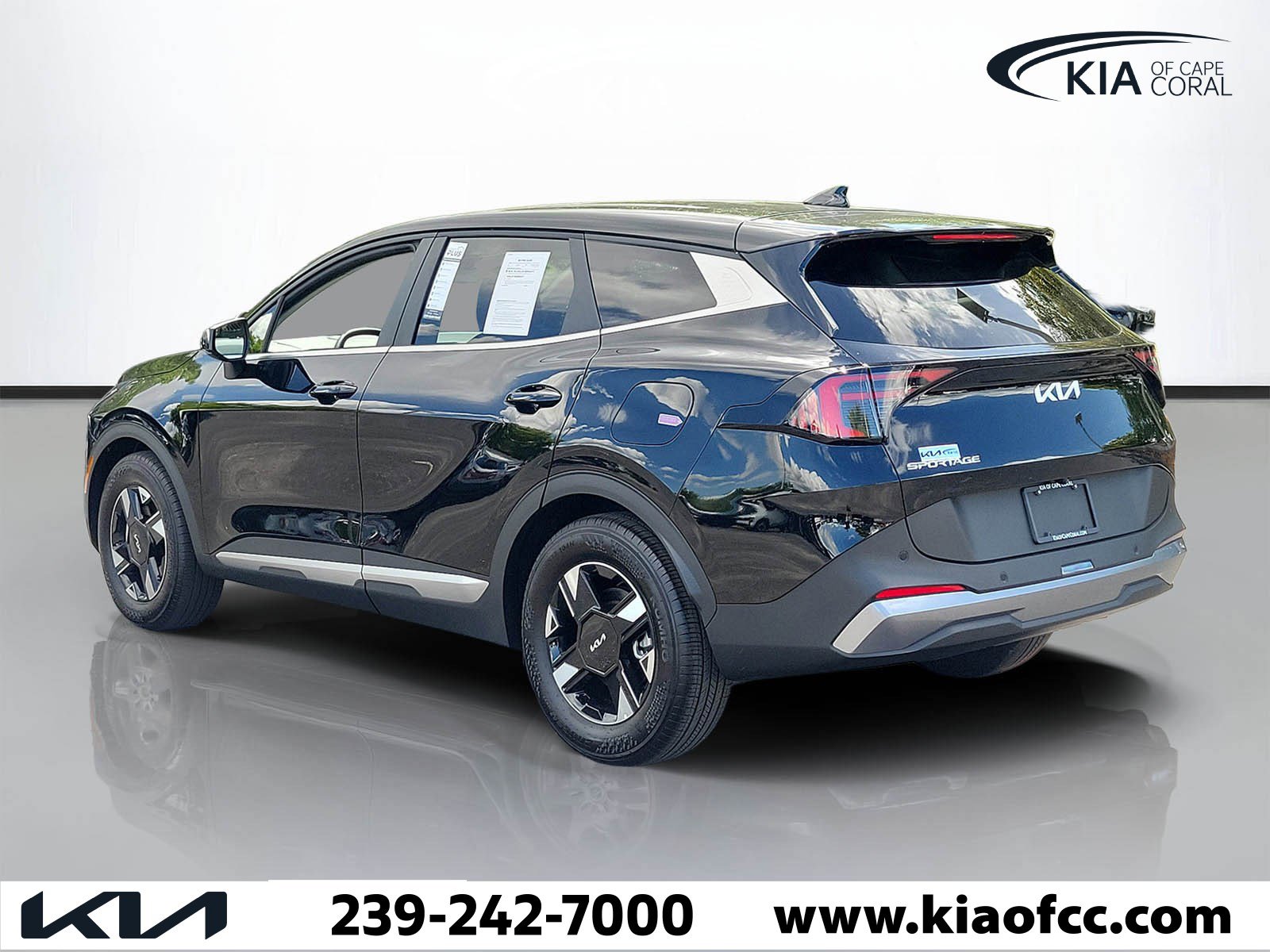 Used 2026 Kia Sportage LX image 4