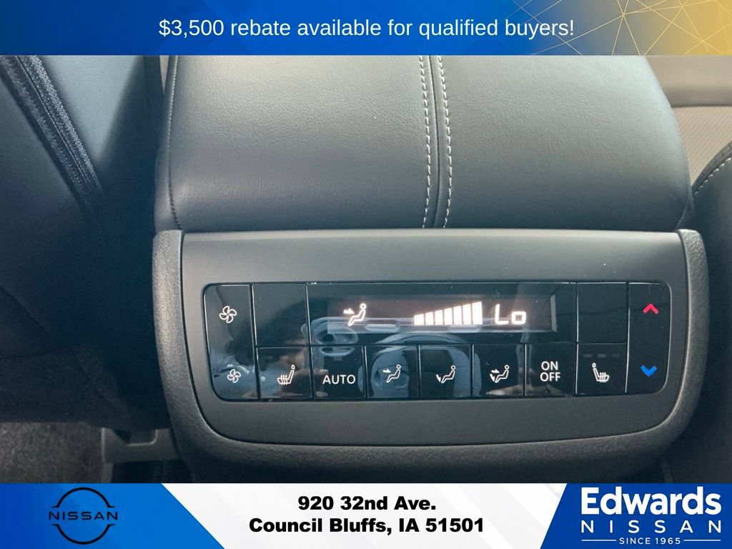 New 2026 Nissan Pathfinder SL w/ SL Premium Package AWD/4WD image 19