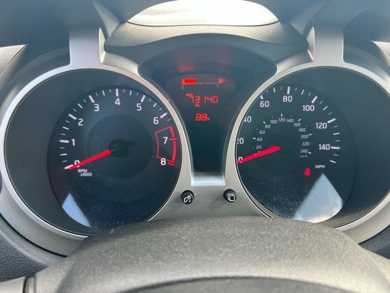 Used 2017 Nissan Juke S FWD image 11