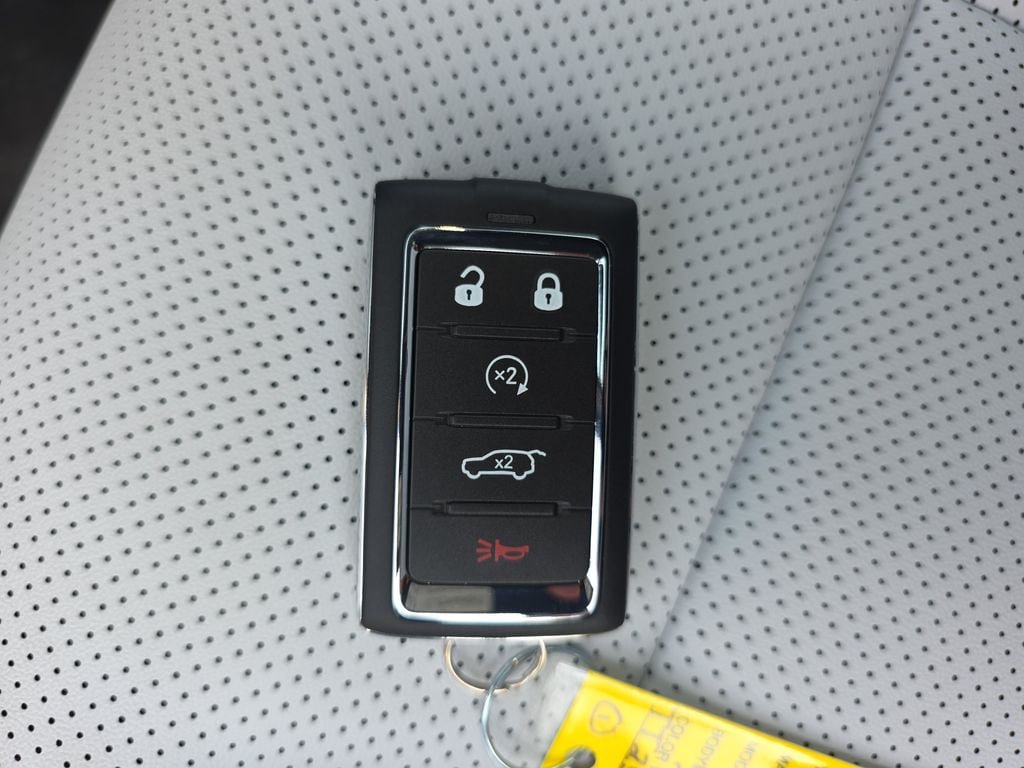 New 2026 Jeep Cherokee Limited AWD/4WD image 35