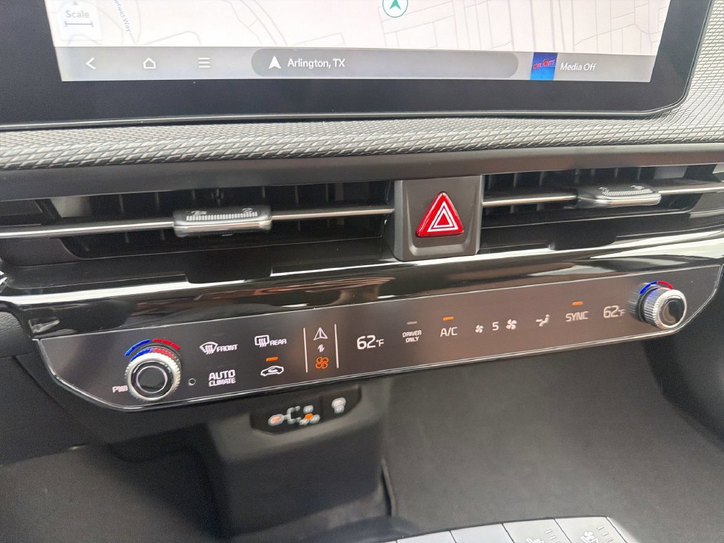 New 2026 Kia EV6 Wind RWD image 17