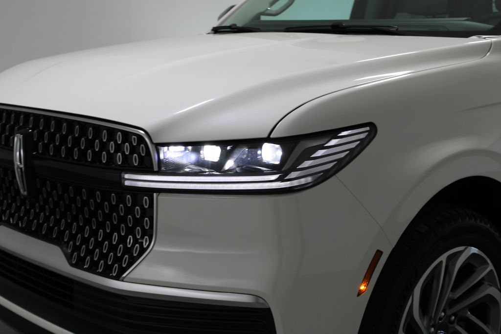 New 2026 Lincoln Navigator L Reserve AWD/4WD image 64