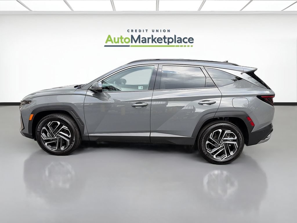 Used 2025 Hyundai Tucson Limited AWD/4WD image 4