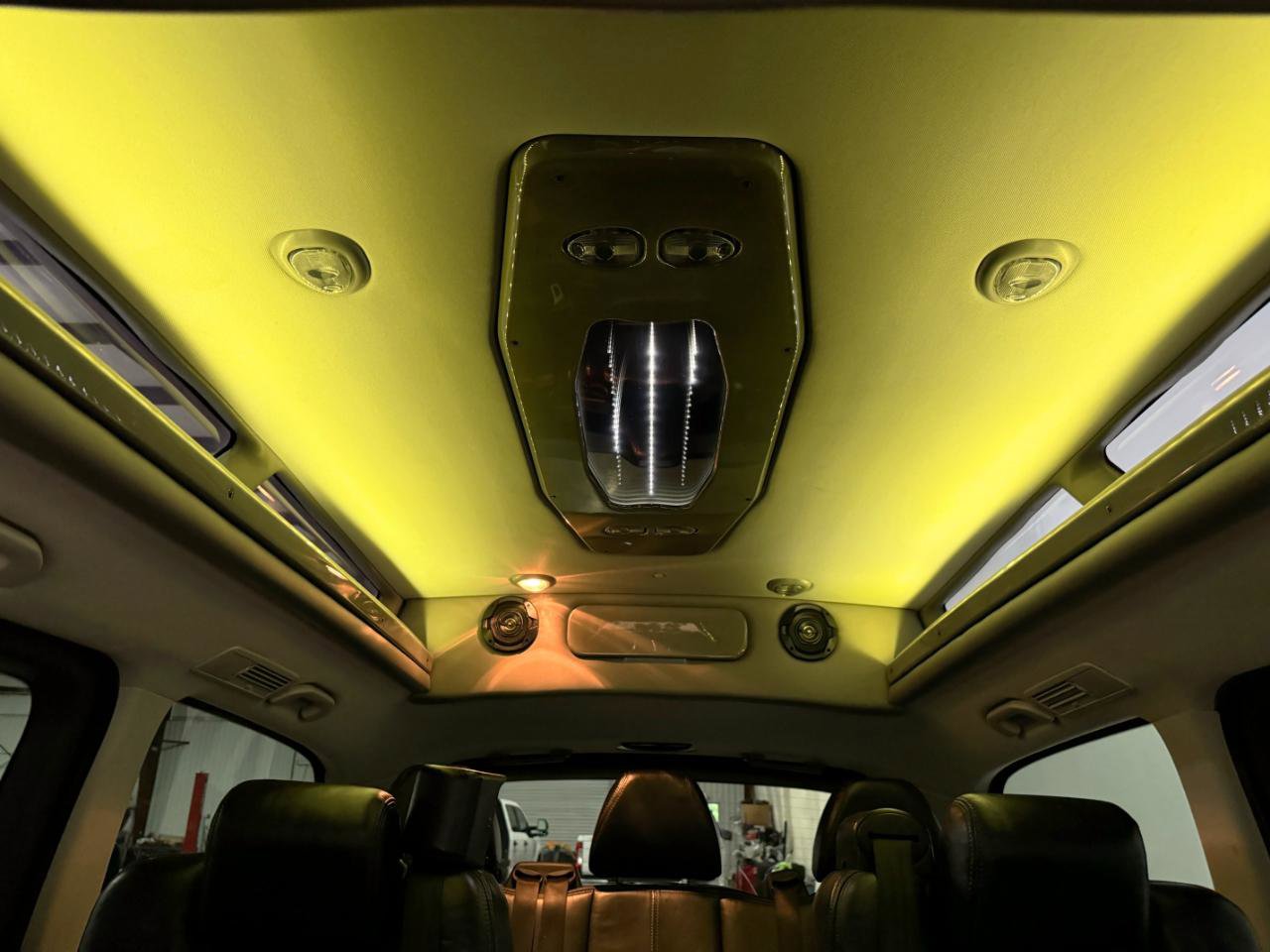Used 2016 Mercedes-Benz Metris Passenger image 35