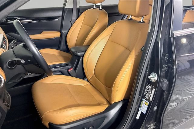 Used 2024 Kia Seltos EX FWD image 16
