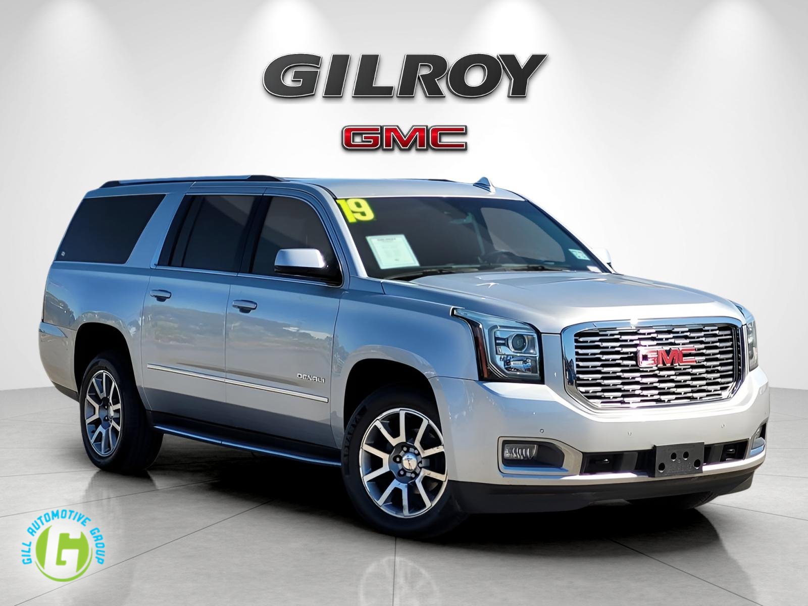 Used 2019 GMC Yukon XL Denali RWD image 1