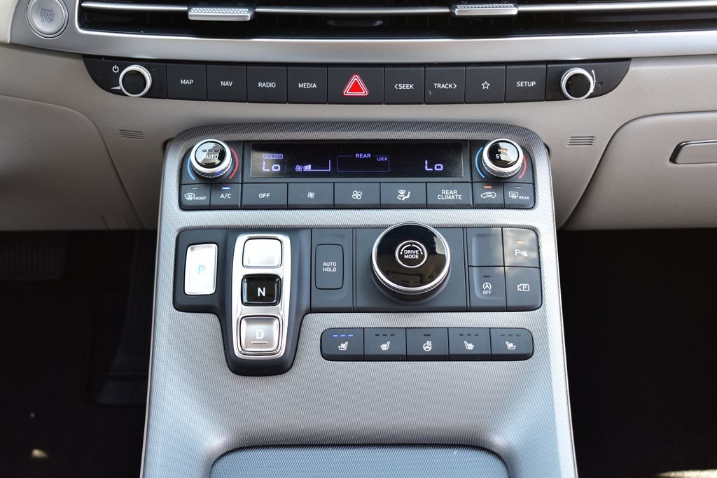 Used 2023 Hyundai Palisade Limited FWD image 40
