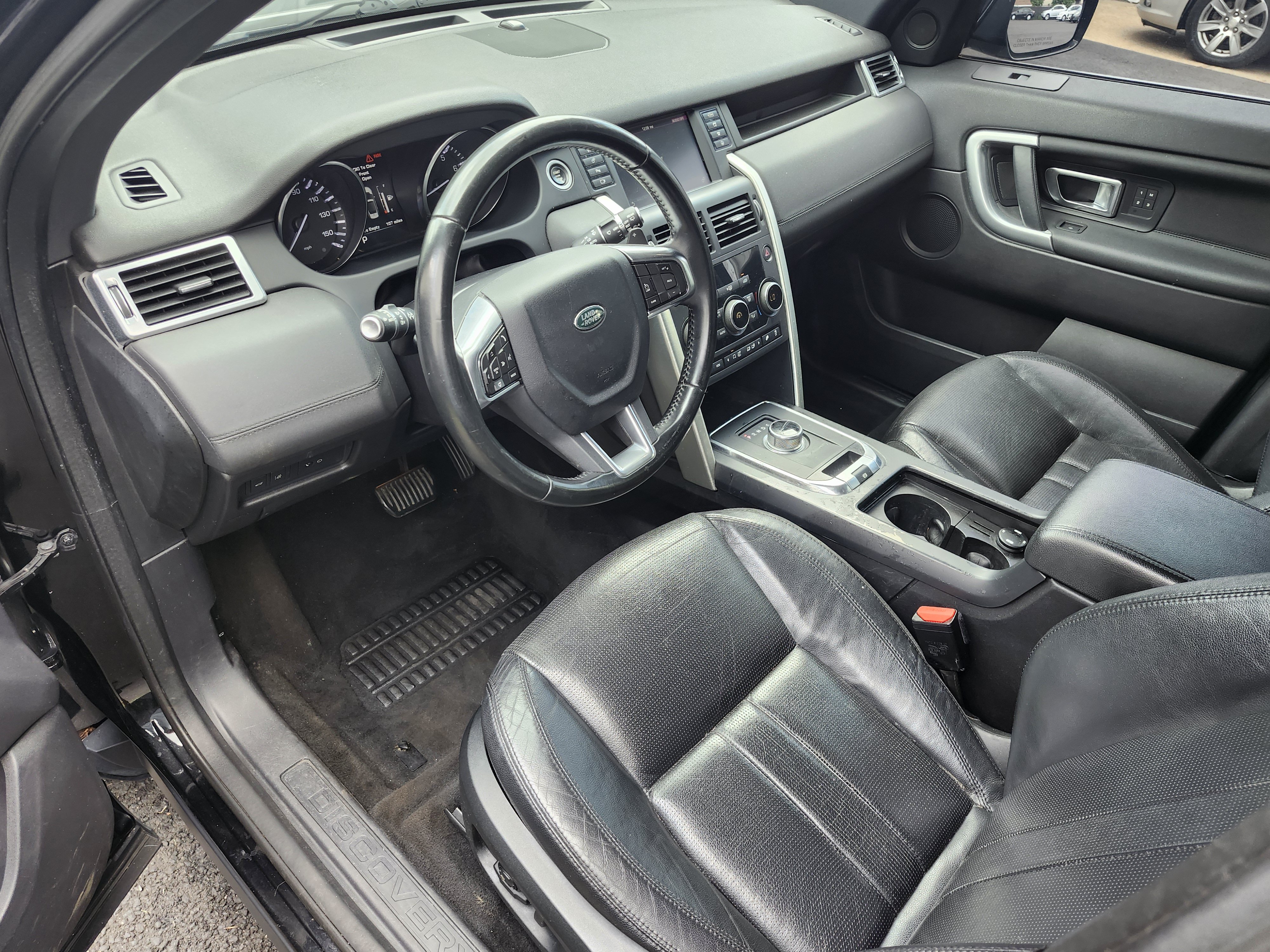 Used 2015 Land Rover Discovery Sport HSE AWD/4WD image 4