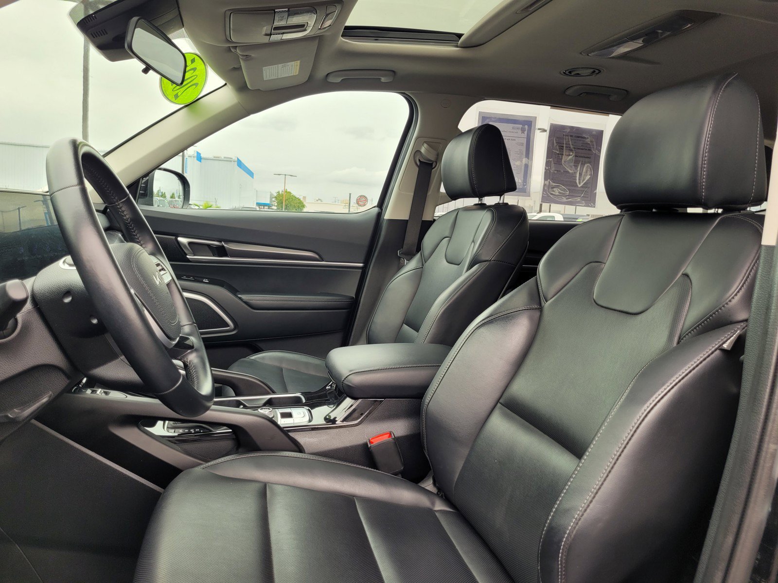 Used 2025 Kia Telluride S AWD/4WD image 11