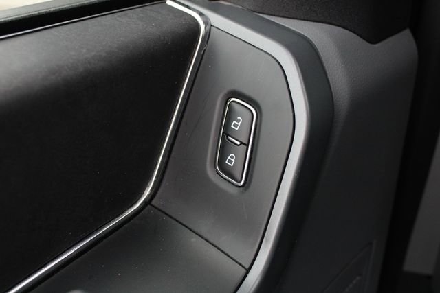 Used 2024 Ford F150 XLT image 5