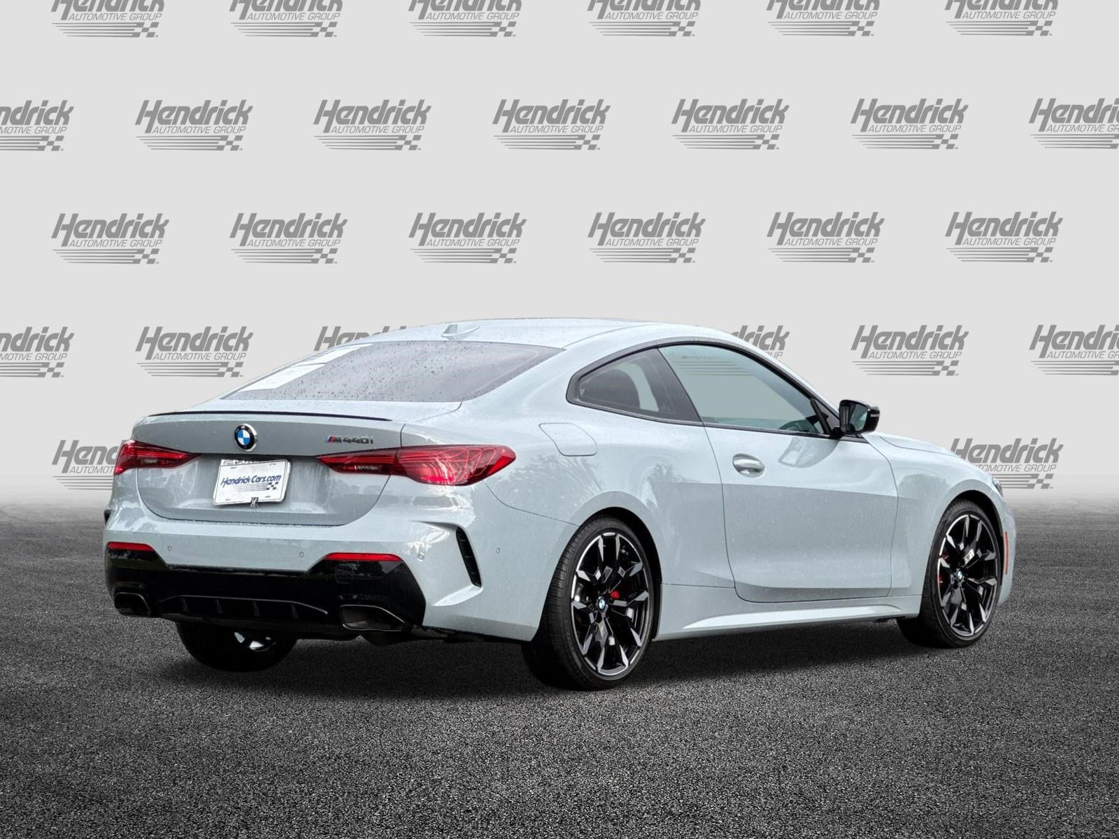Used 2026 BMW M440i Coupe w/ Premium Package RWD image 5