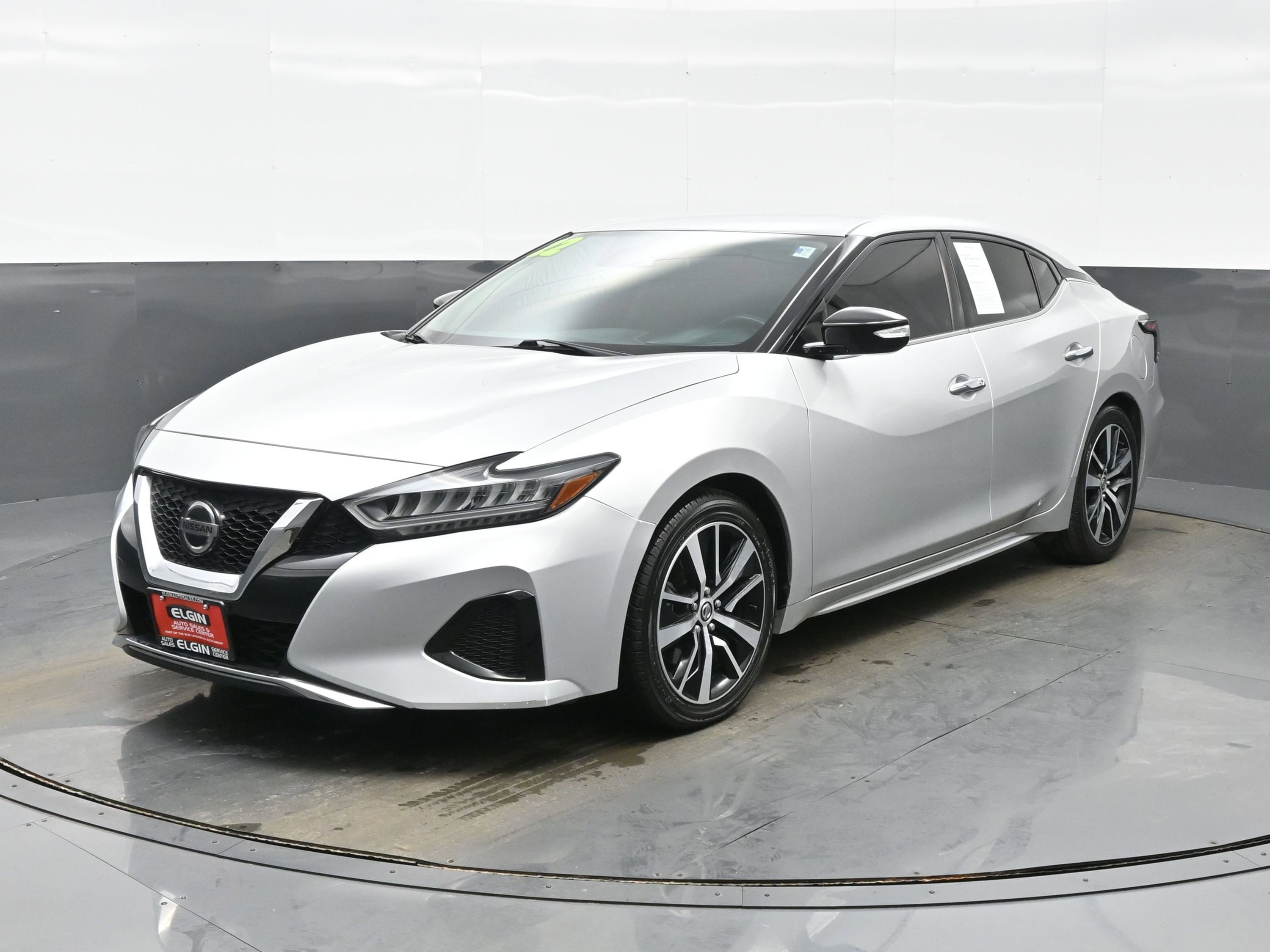 Used 2022 Nissan Maxima SV w/ Floor Mat Group image 2