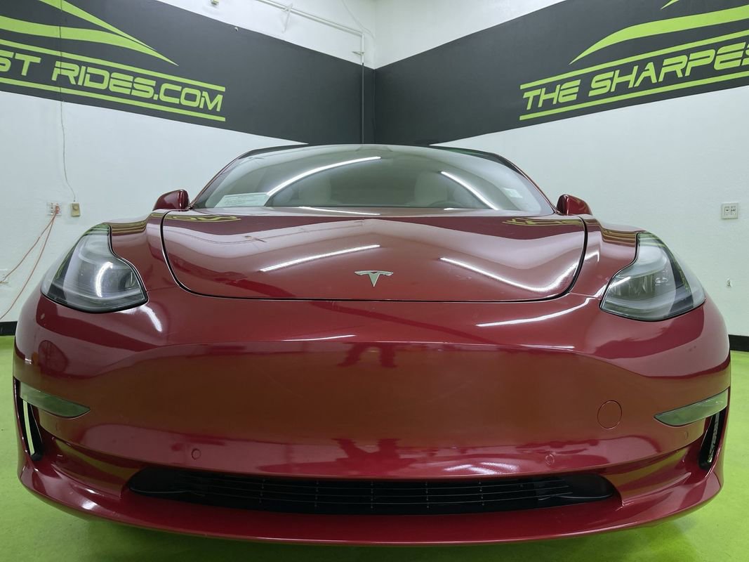 Used 2021 Tesla Model 3 Performance image 3