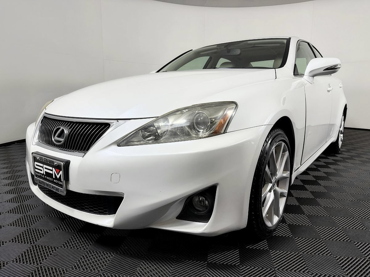 Used 2011 Lexus IS 250 AWD w/ Premium Pkg Value Edition image 3