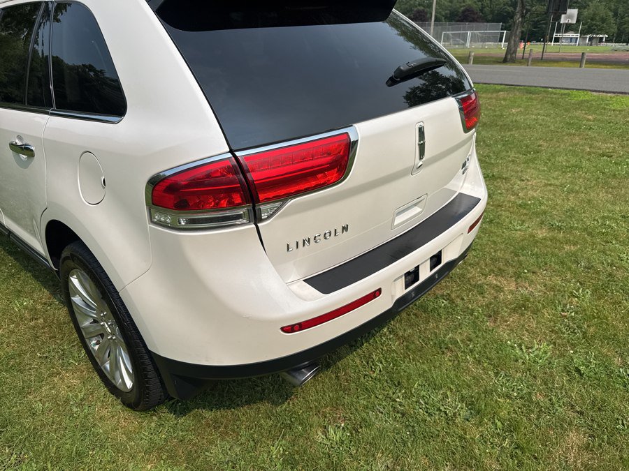 Used 2012 Lincoln MKX AWD image 28